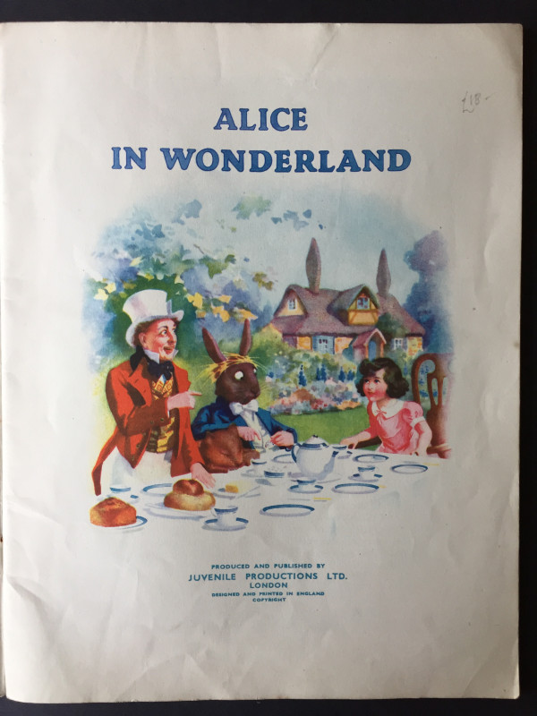 Buy wholesale Alice in Wonderland box set - Interactive audio book from 5  years old to listen to on Ma Fabrique à Histoires